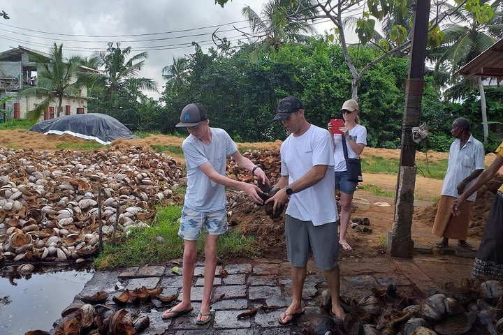 Work With Local Coir Mill - Photo 1 of 8